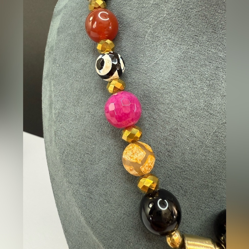 Boho crystal necklace with garden quartz pendant - Picture 7 of 10
